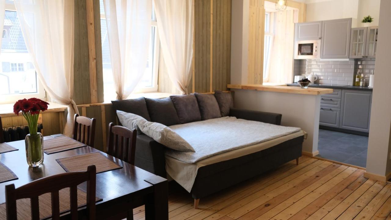 Historic Apartment With Wooden Floors In The Hearth Of Old-Town Riga Extérieur photo